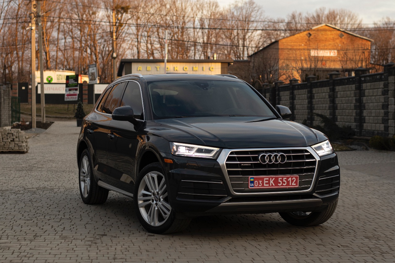 Audi Q5 - фото 2