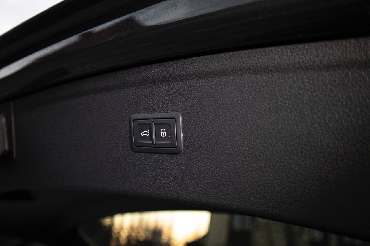 Audi Q5 - фото 17