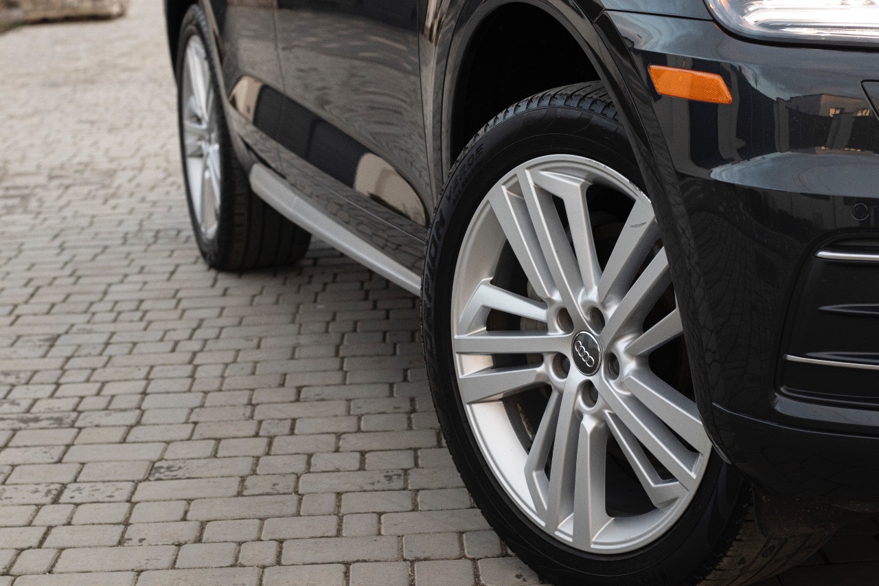 Audi Q5 - фото 13