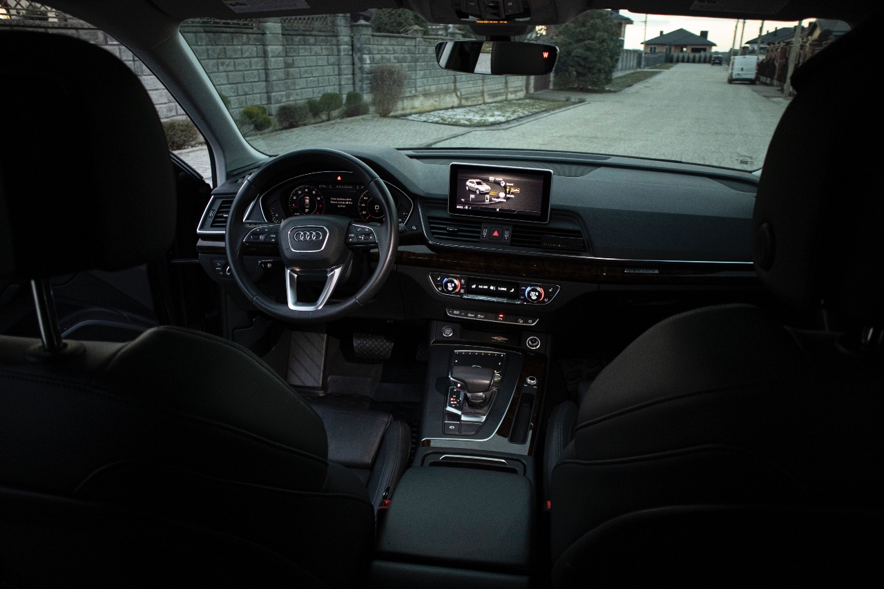 Audi Q5 - фото 37