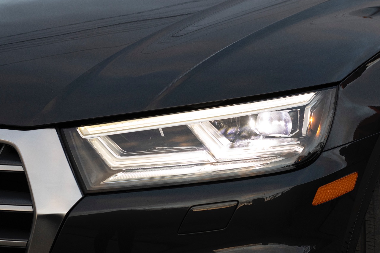 Audi Q5 - фото 11