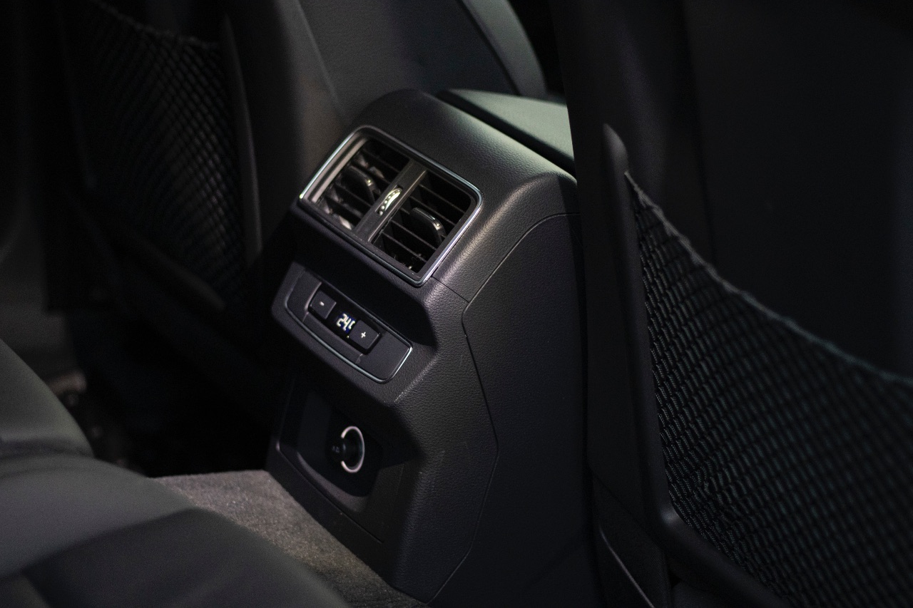 Audi Q5 - фото 30