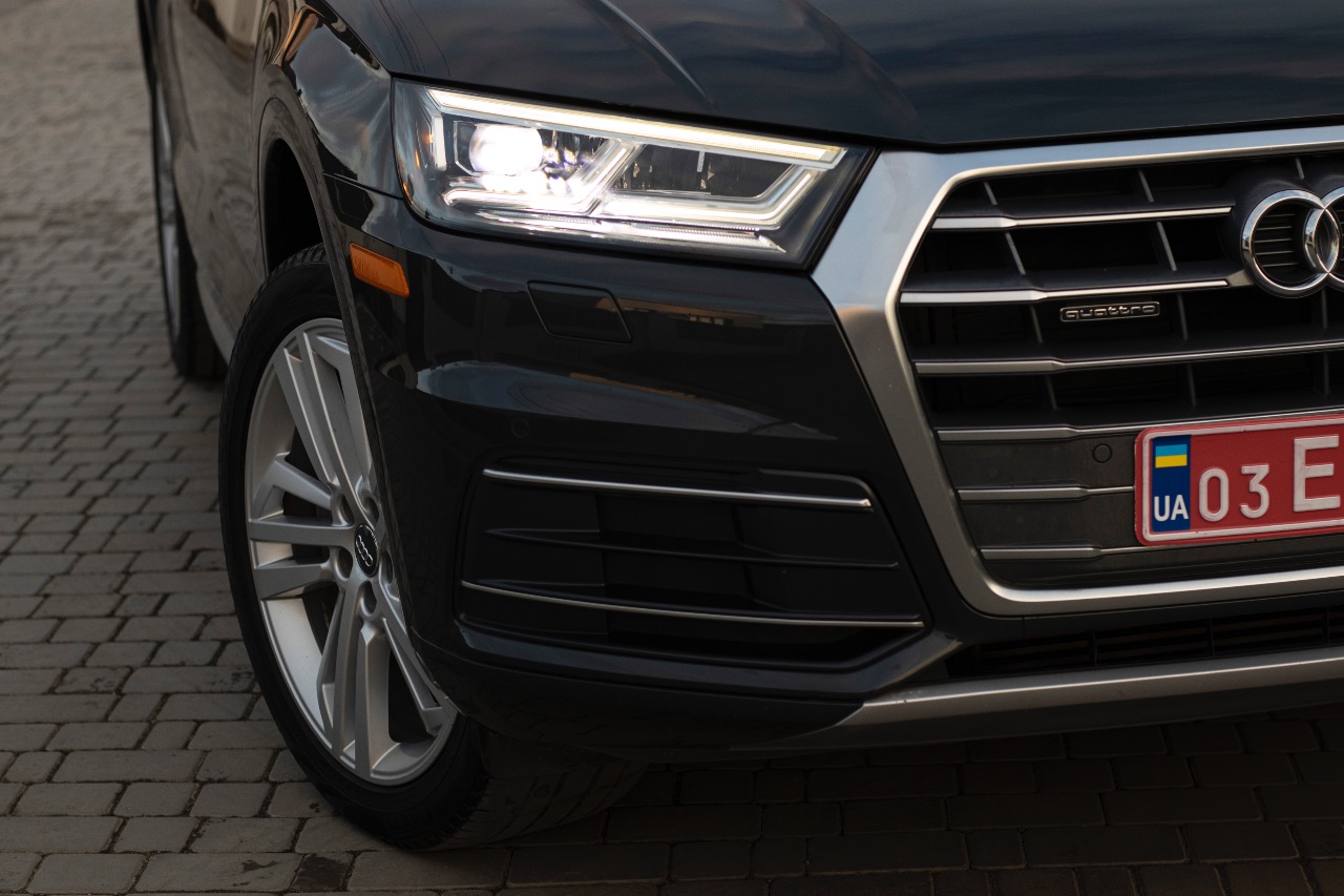 Audi Q5 - фото 10