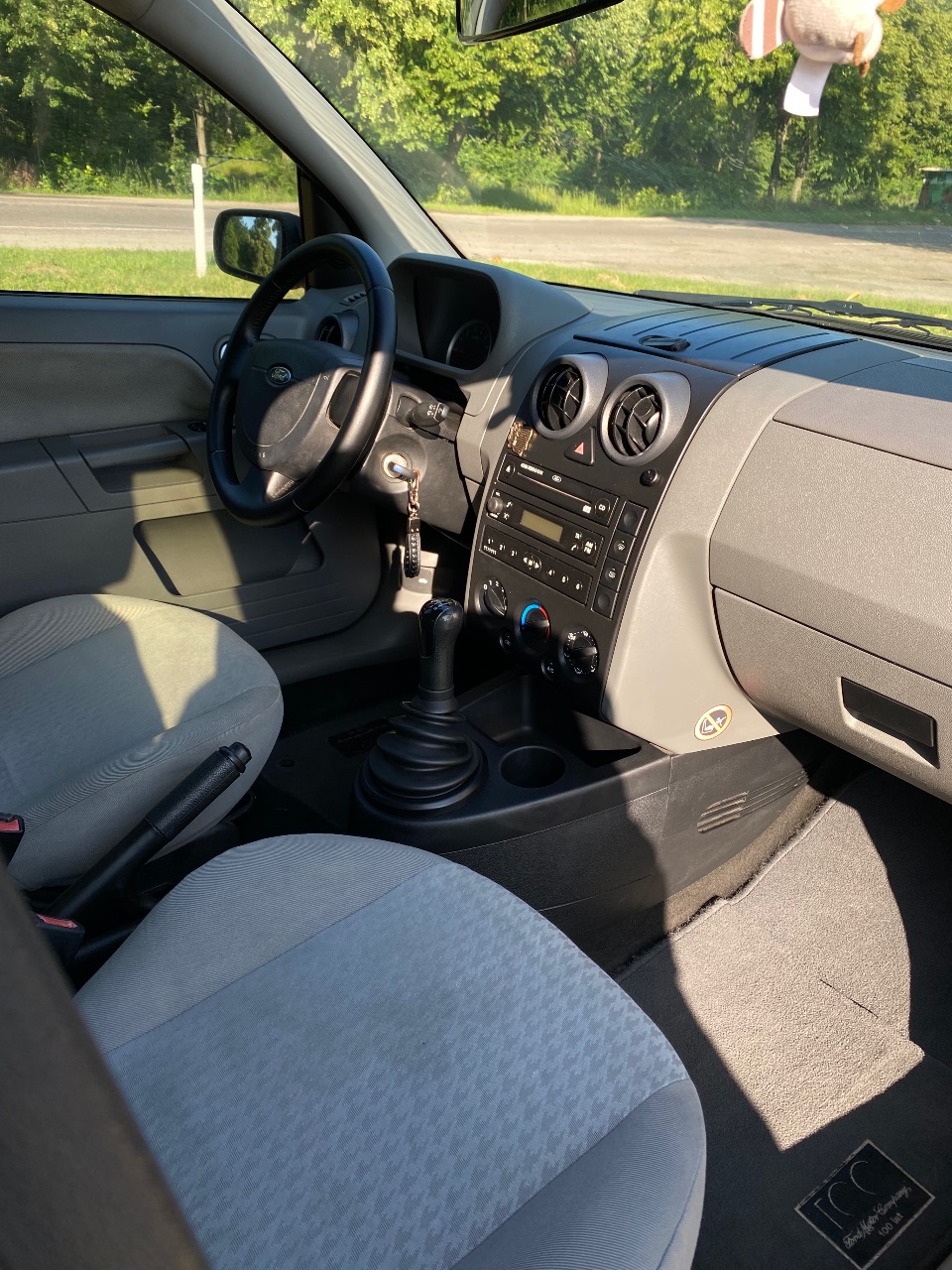 Ford Fusion - фото 27