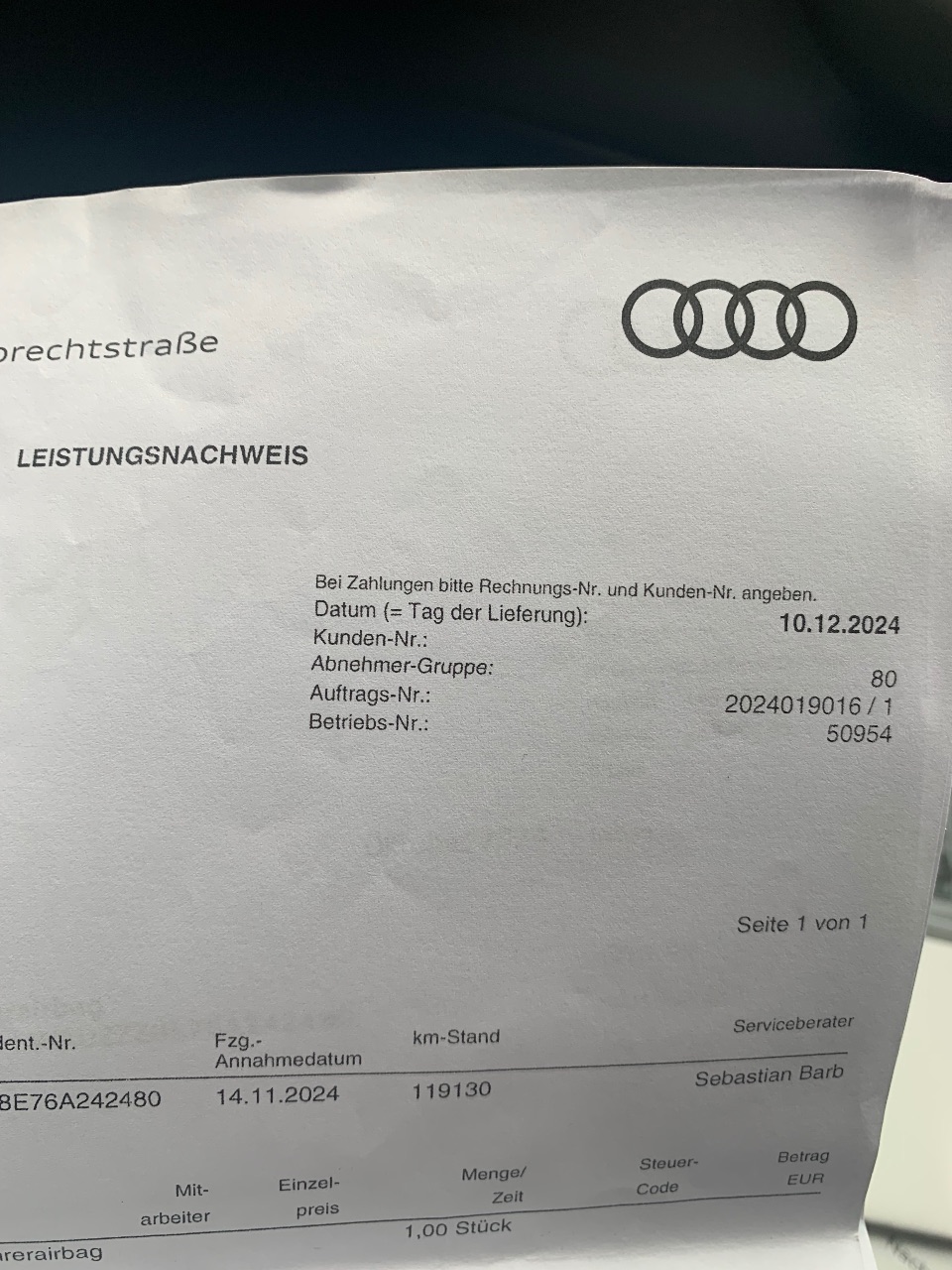 Audi A4 - фото 9