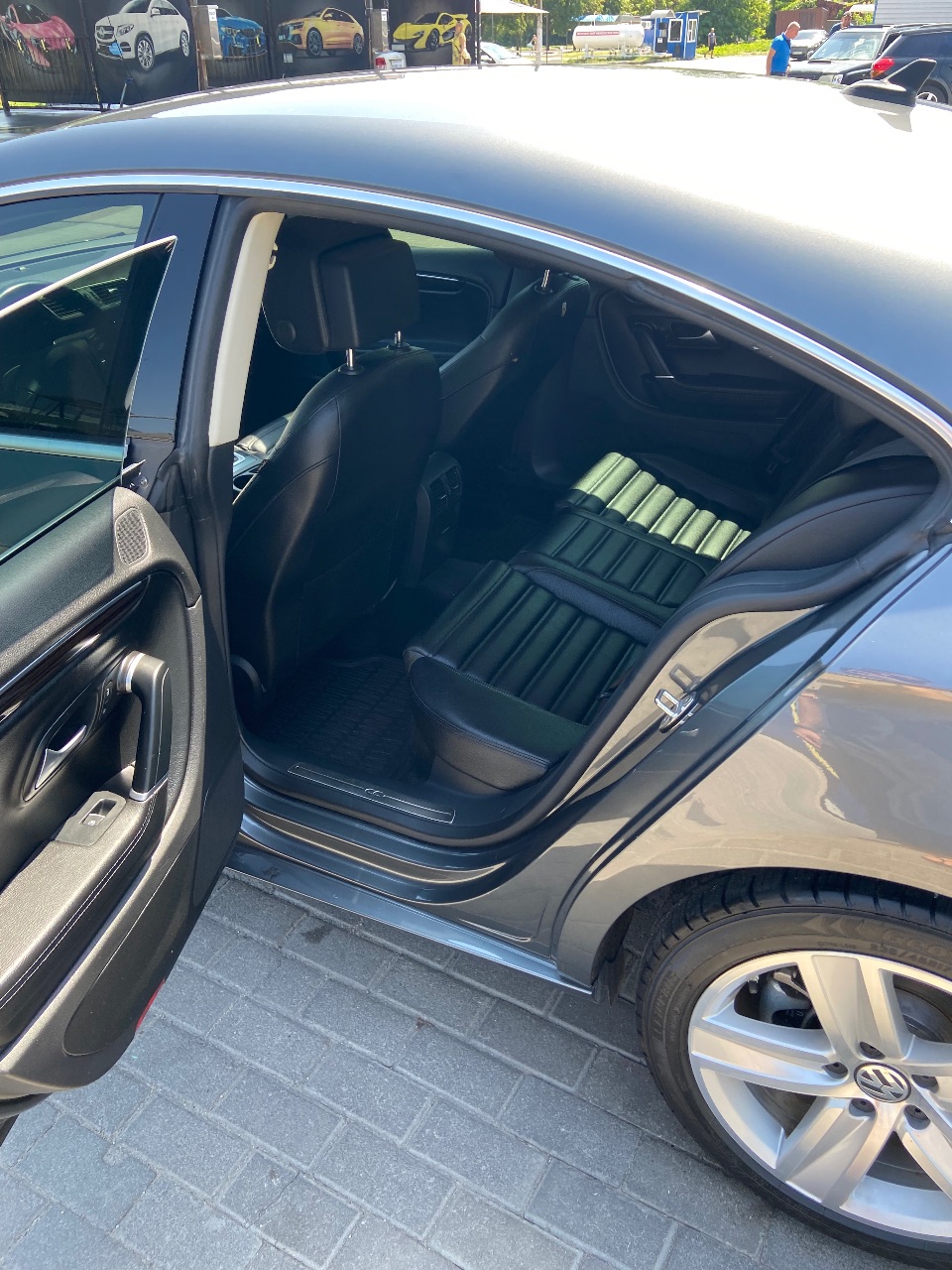 Volkswagen Passat CC - фото 7