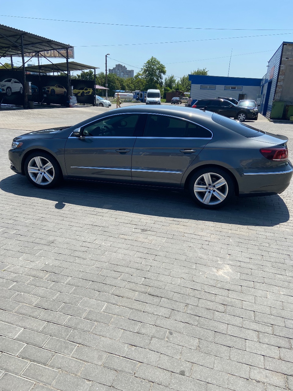 Volkswagen Passat CC - фото 4