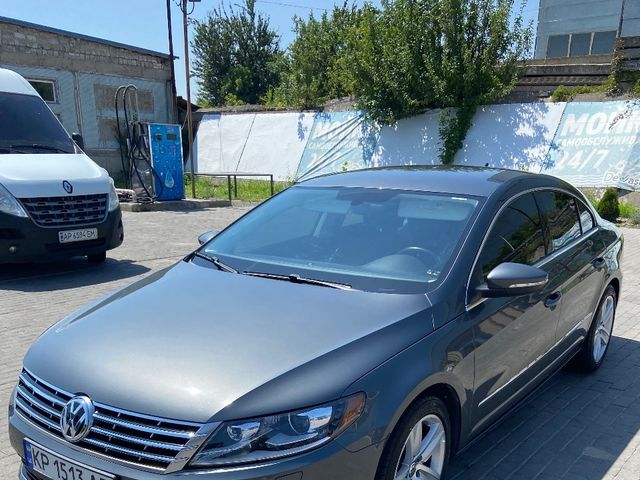 Volkswagen Passat CC - фото 1