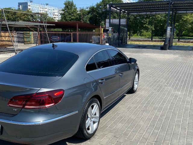 Volkswagen Passat CC - фото 3