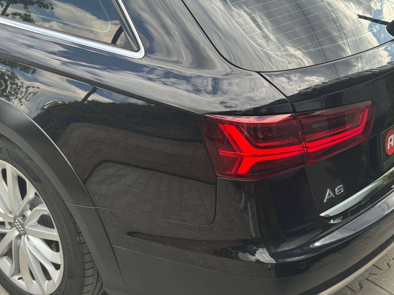 Audi A6 allroad - фото 9