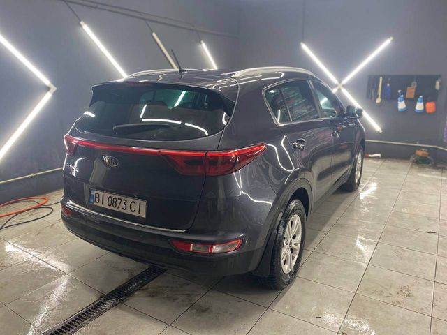 Kia Sportage - фото 1