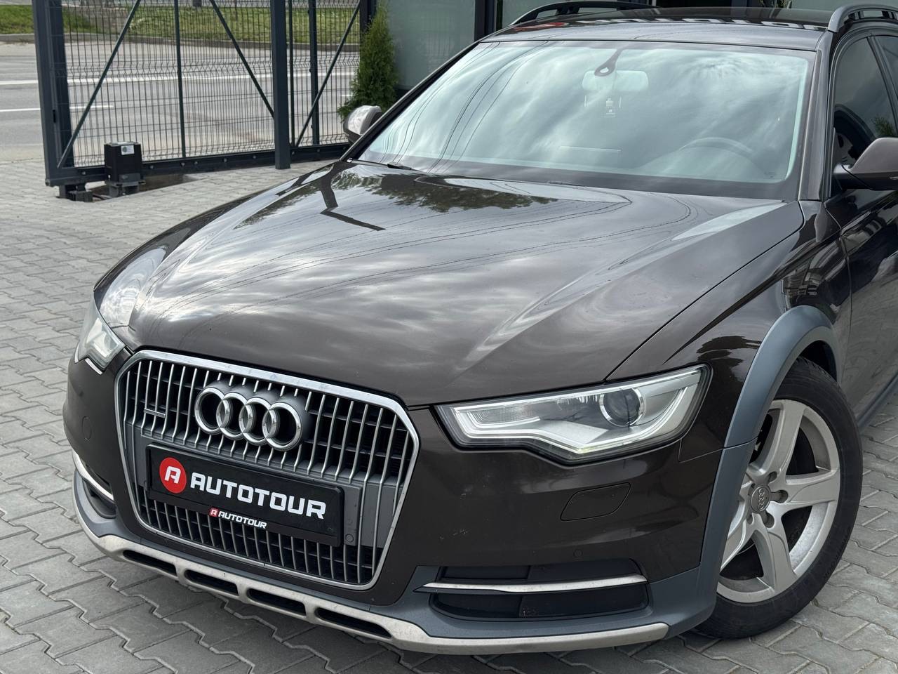 Audi A6 allroad - фото 2