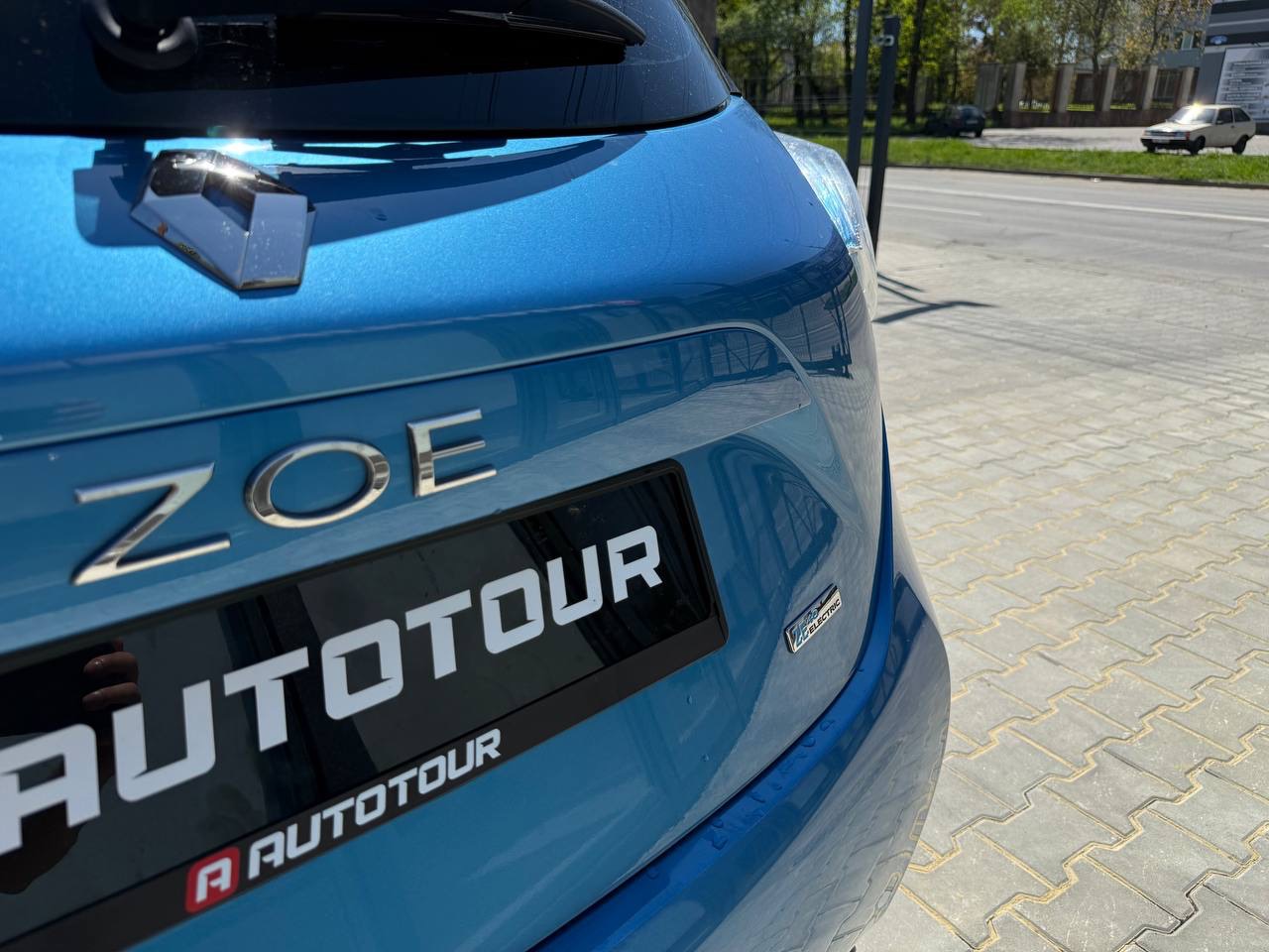 Renault ZOE - фото 9