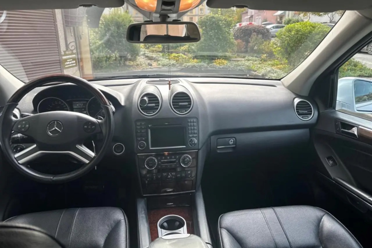 Mercedes-Benz M-Класс - фото 6