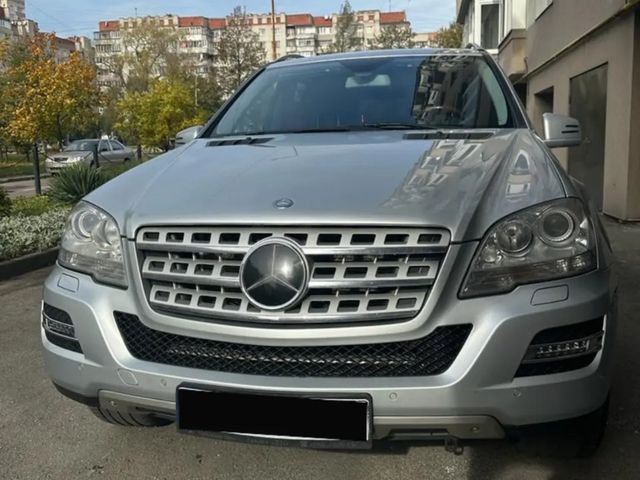 Mercedes-Benz M-Класс - зображення 1