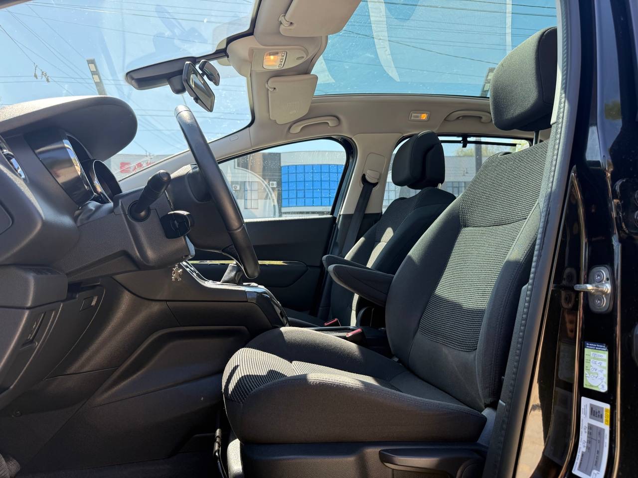 Peugeot 5008 - фото 4