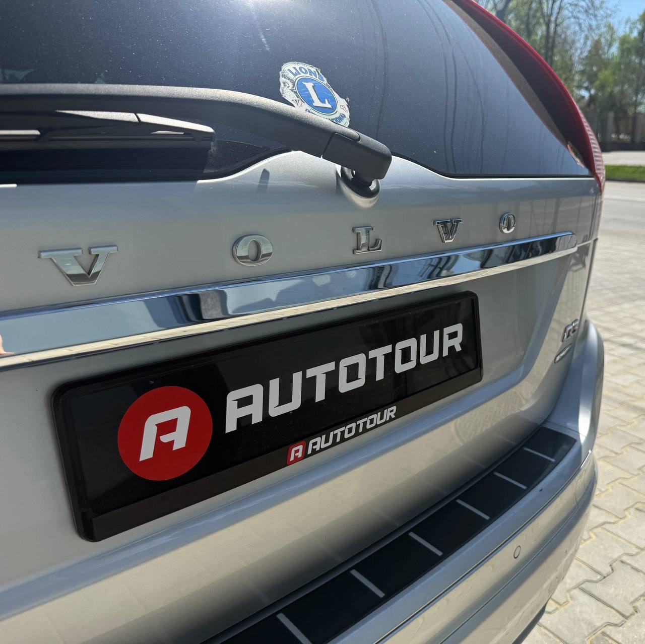 Volvo XC60 - фото 9