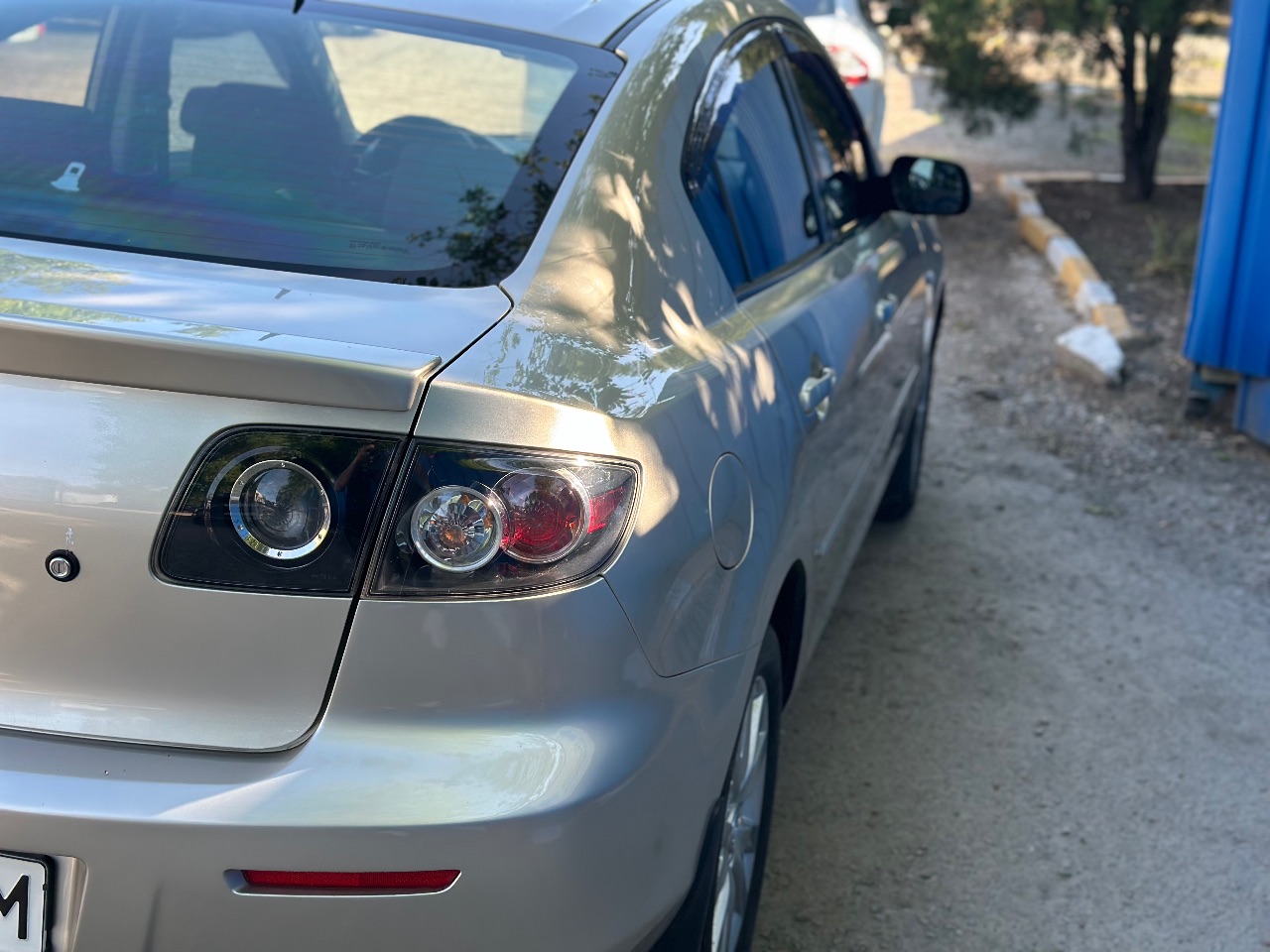 Mazda 3 - фото 6