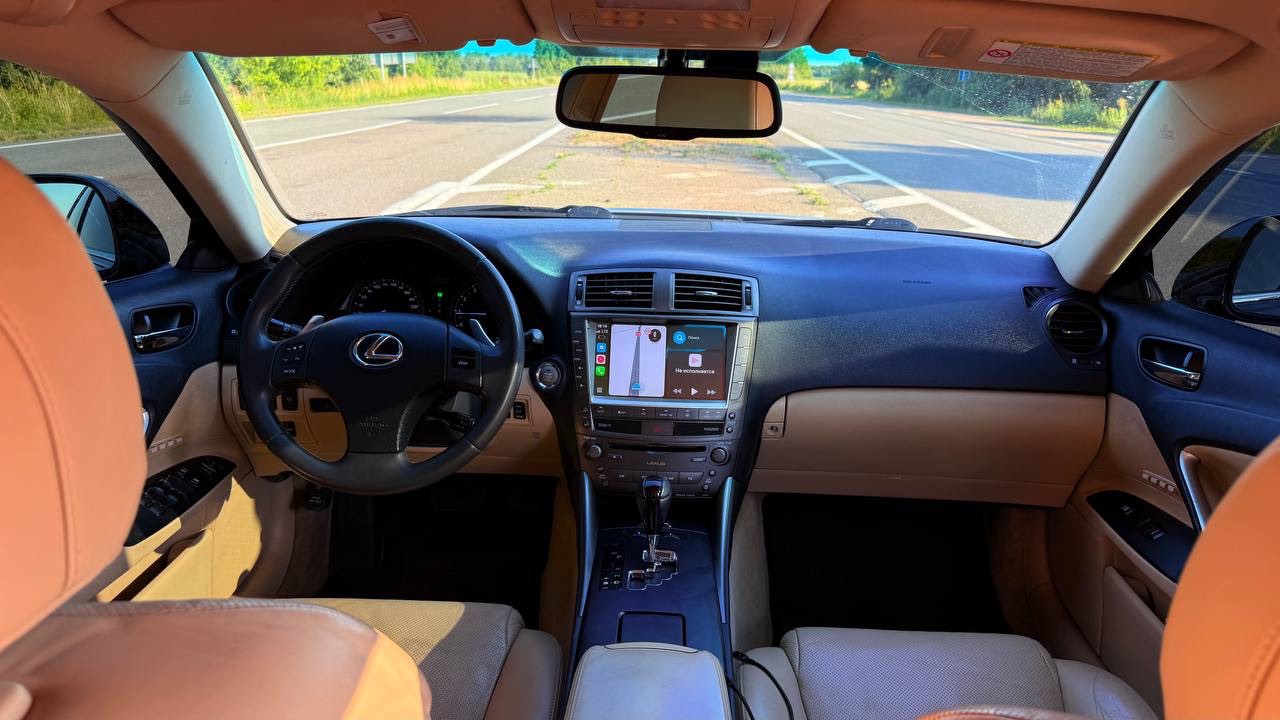 Lexus IS - фото 7