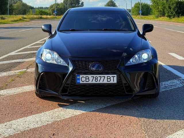 Lexus IS - зображення 2
