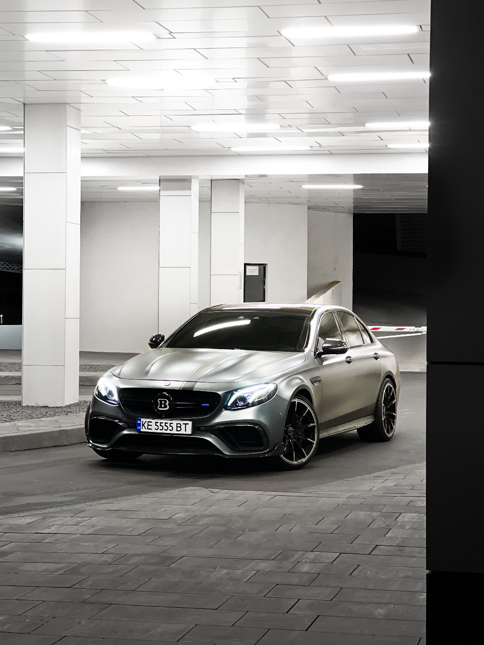 Mercedes-Benz E-Класс AMG - фото 3