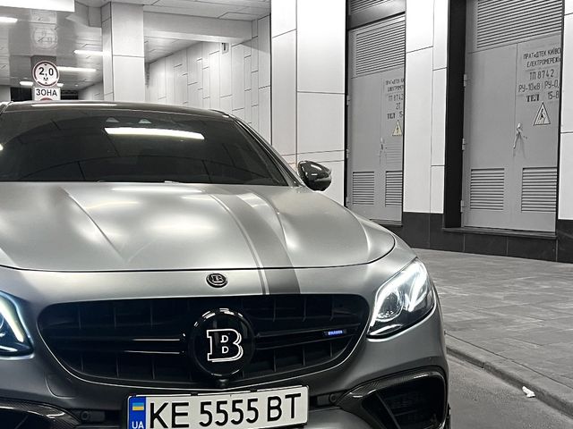 Mercedes-Benz E-Класс AMG - фото 4