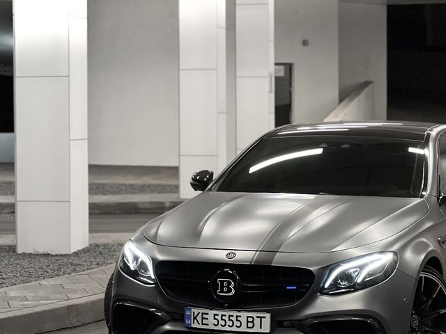 Mercedes-Benz E-Класс AMG - фото 2