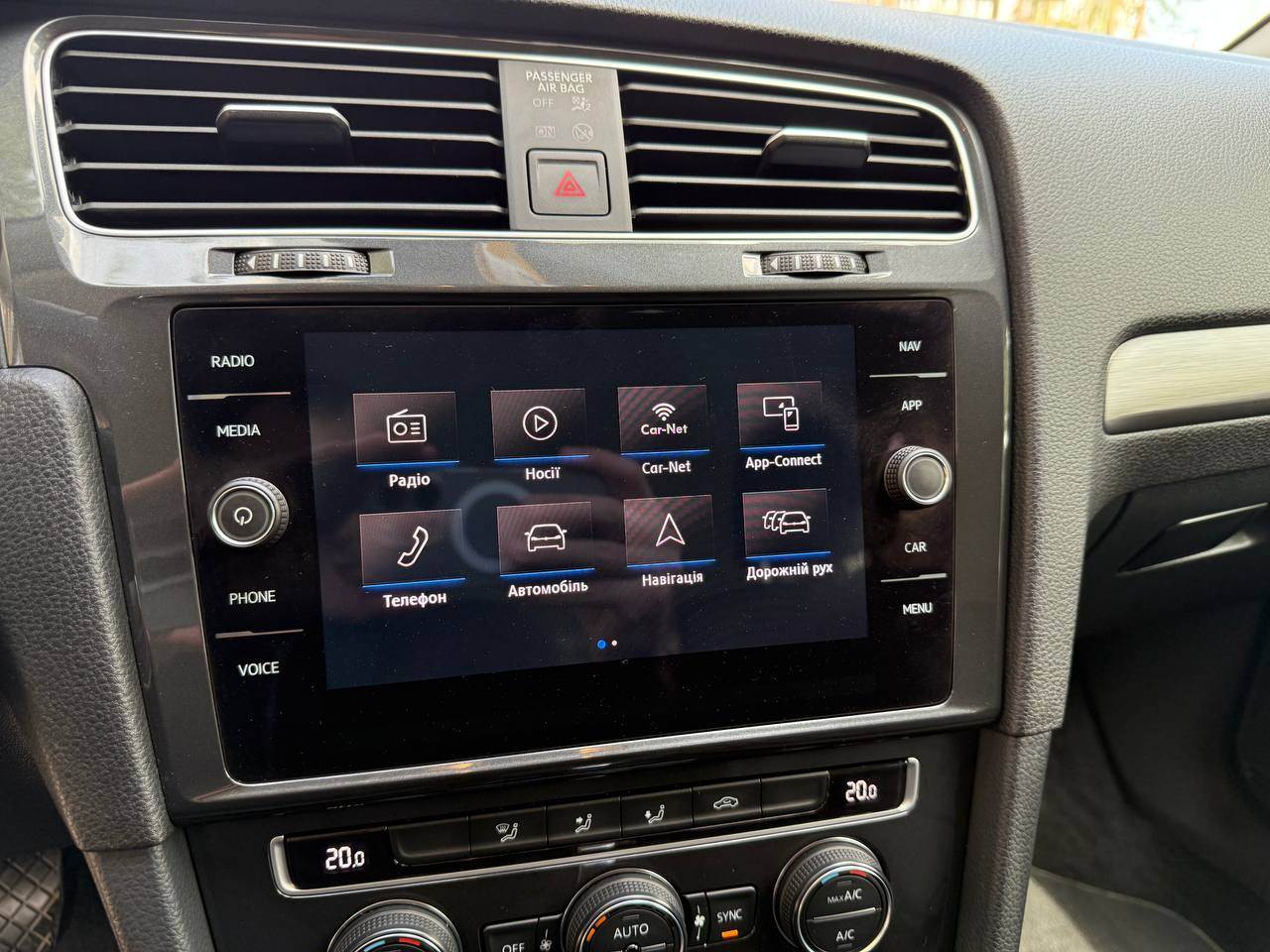 Volkswagen Golf - фото 7