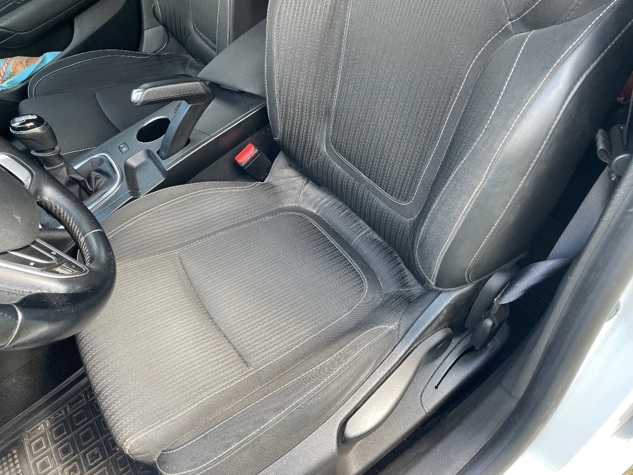 Renault Megane - фото 7