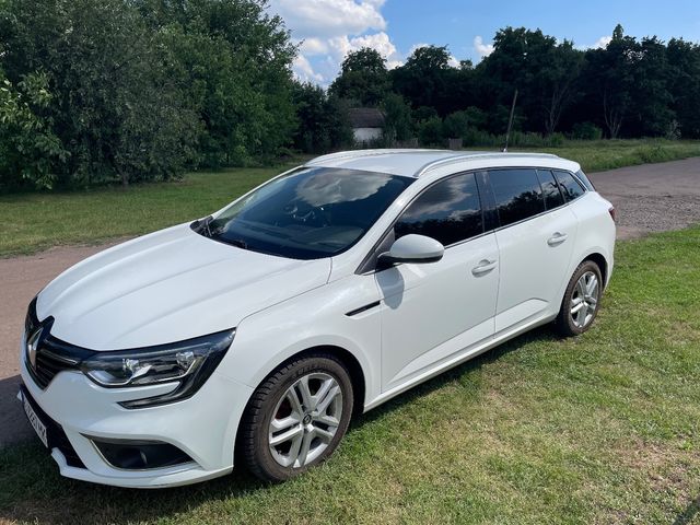 Renault Megane - фото 3