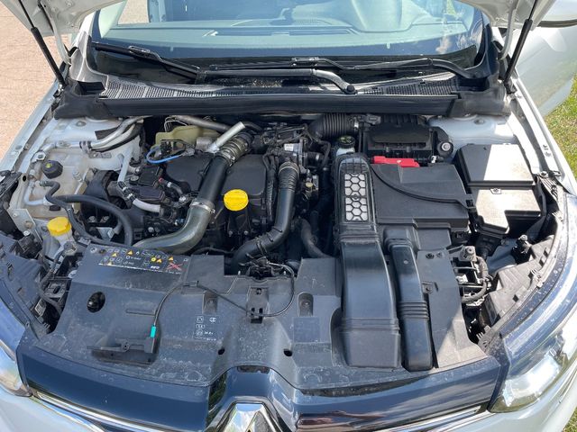 Renault Megane - фото 2