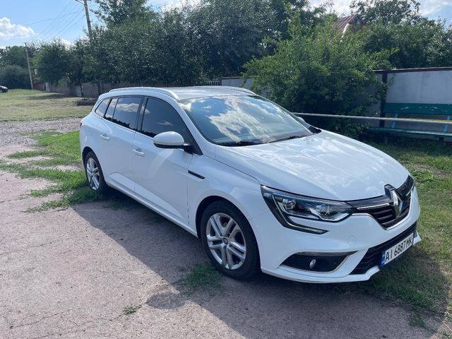 Renault Megane - фото 4