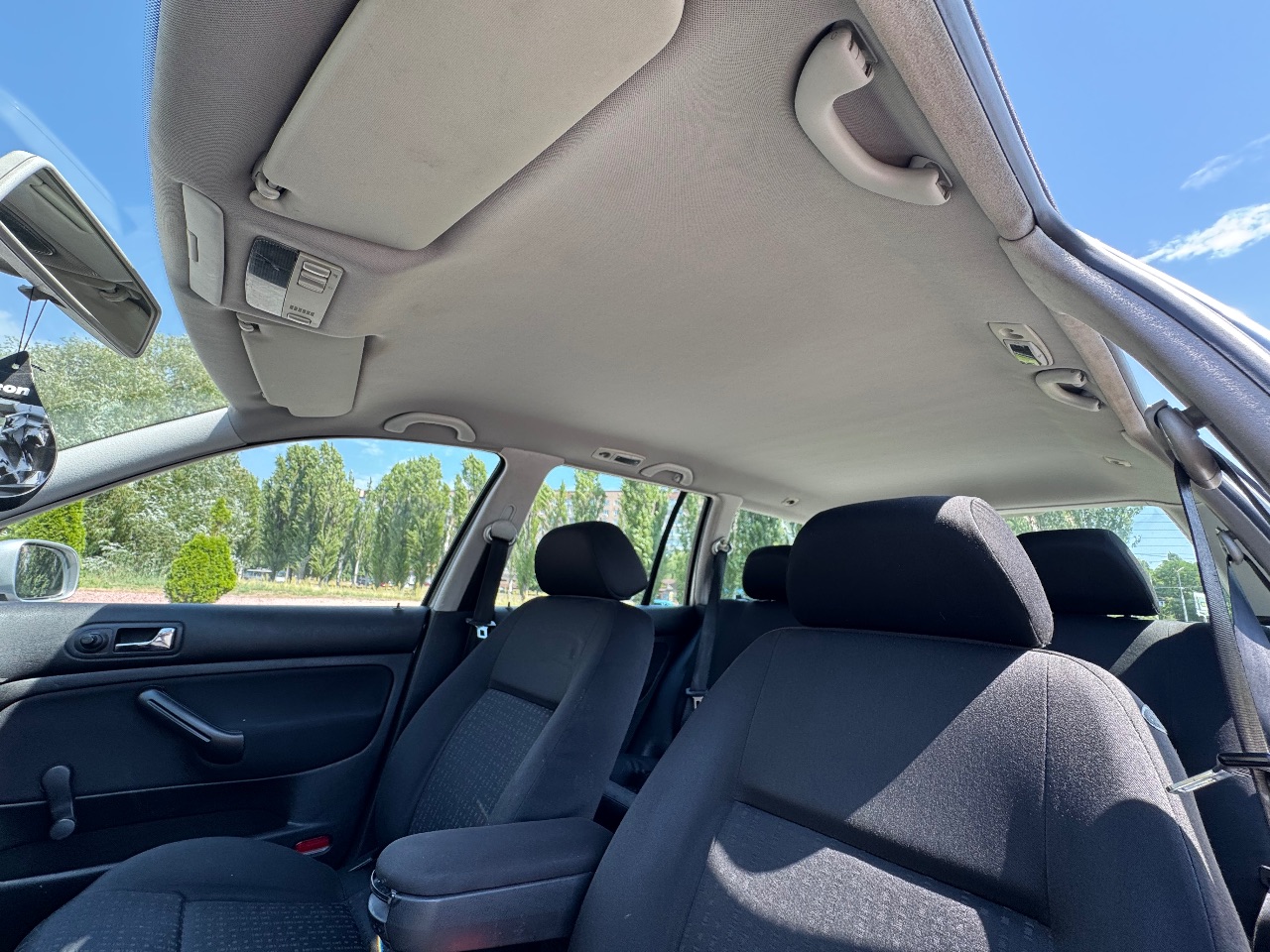 Volkswagen Golf - фото 9