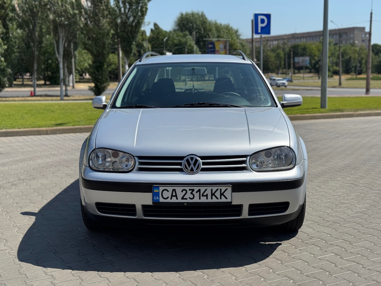 Volkswagen Golf - фото 2