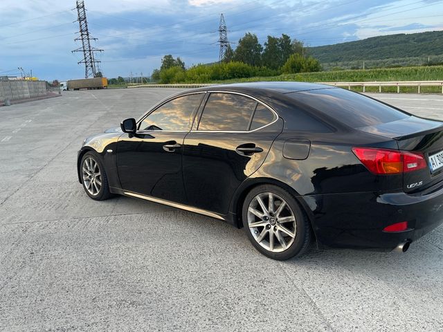 Lexus IS - зображення 3