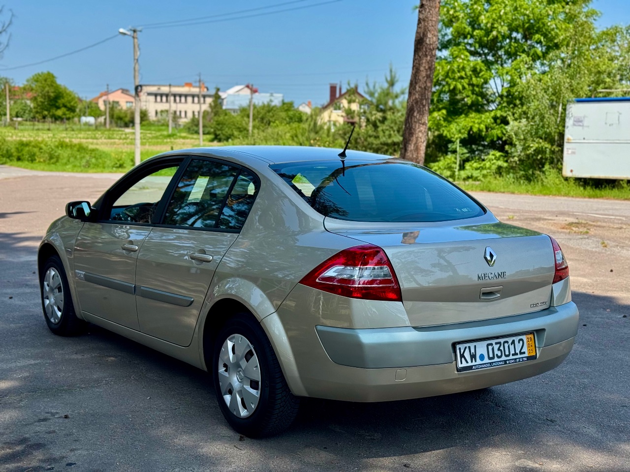 Renault Megane - фото 8