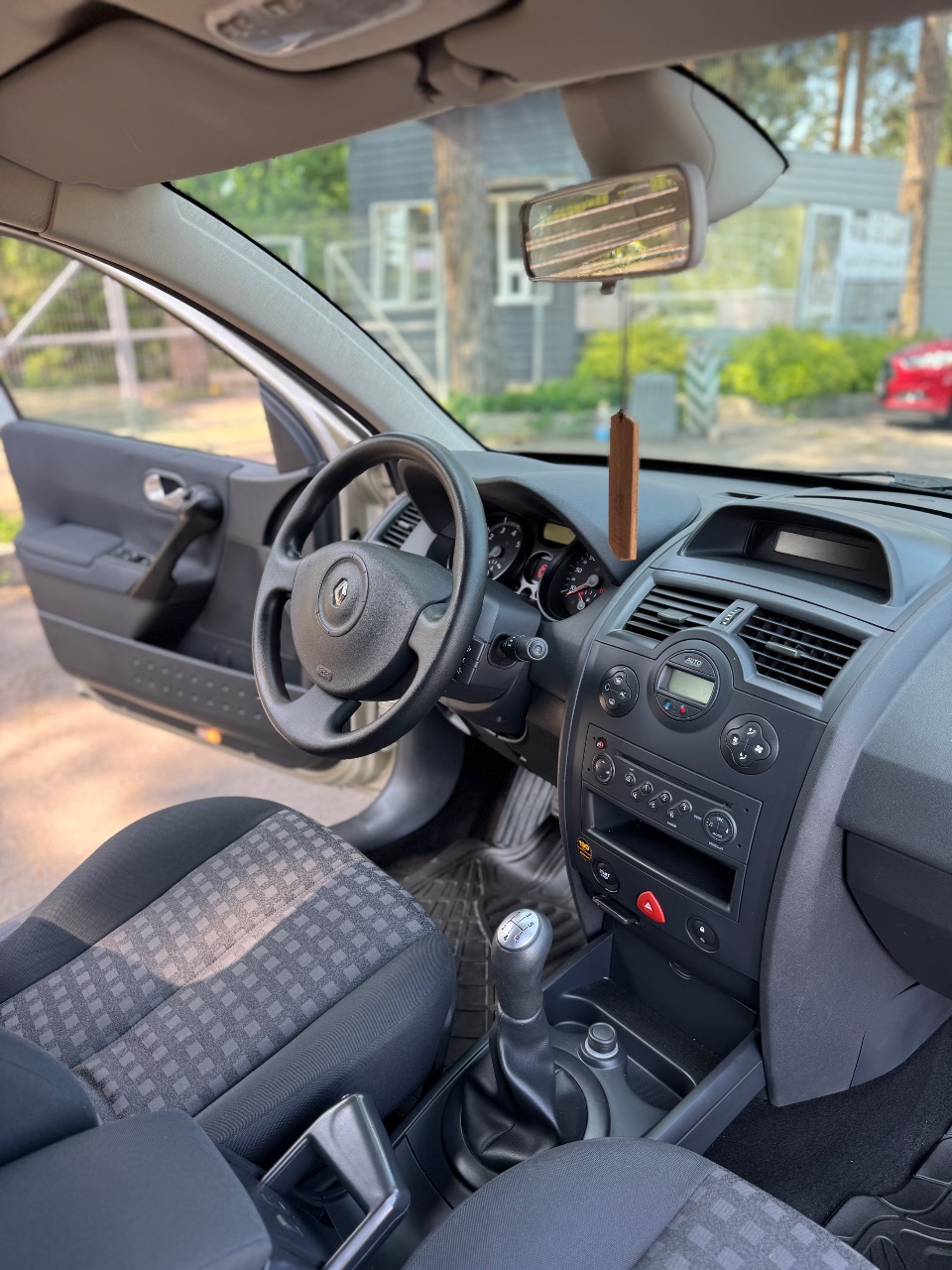 Renault Megane - фото 28