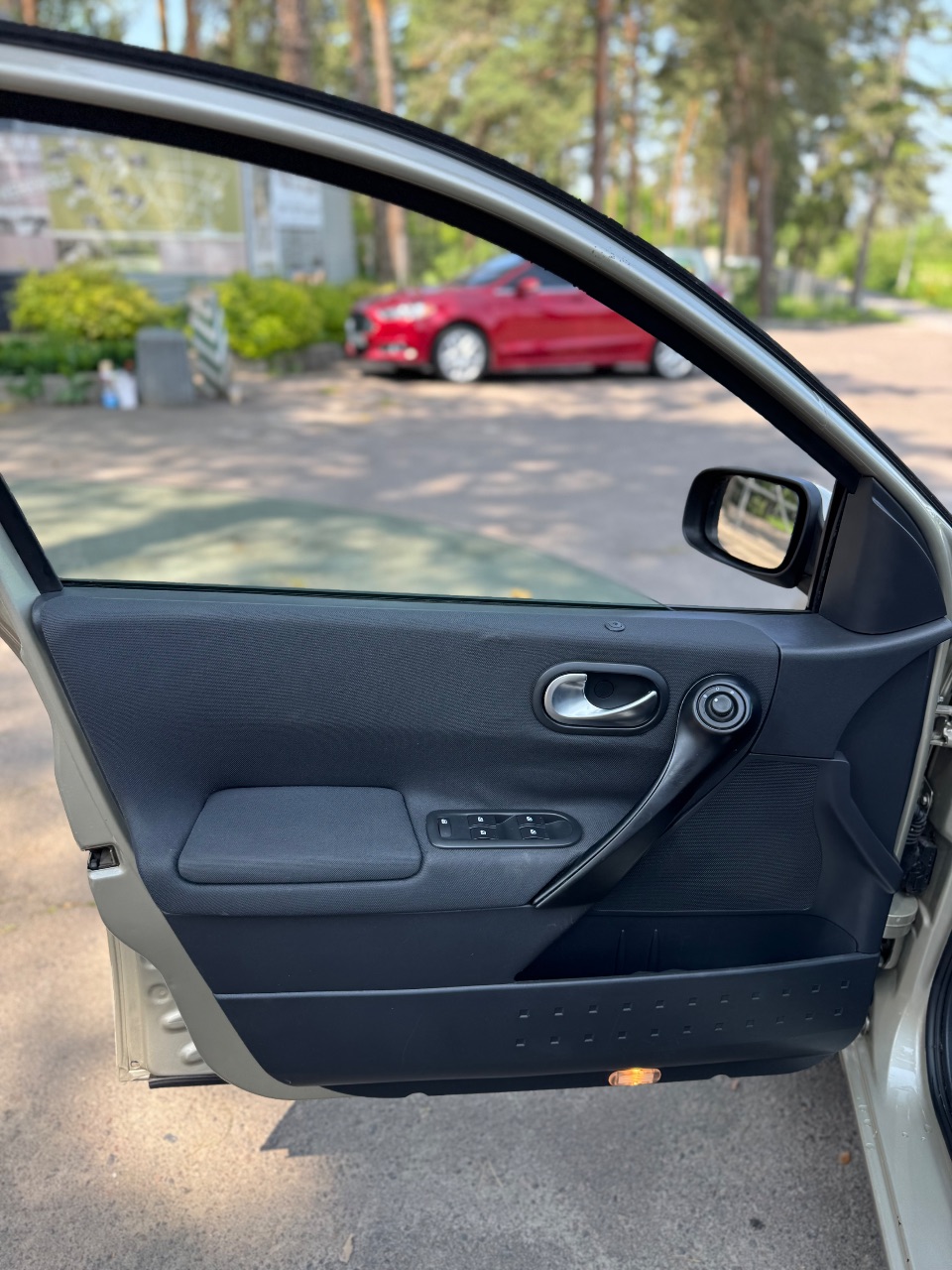 Renault Megane - фото 12