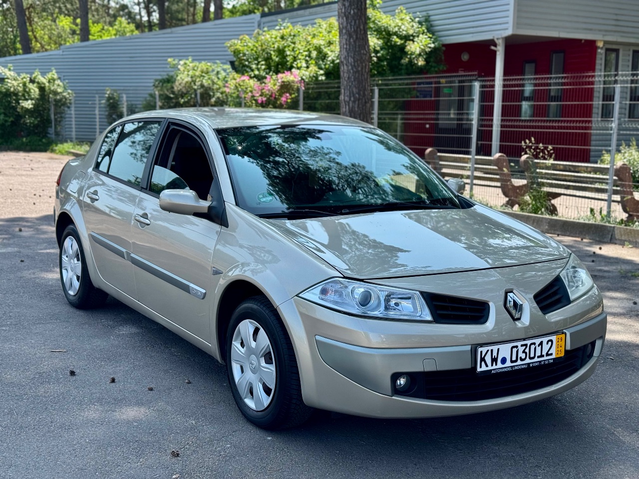 Renault Megane - фото 10