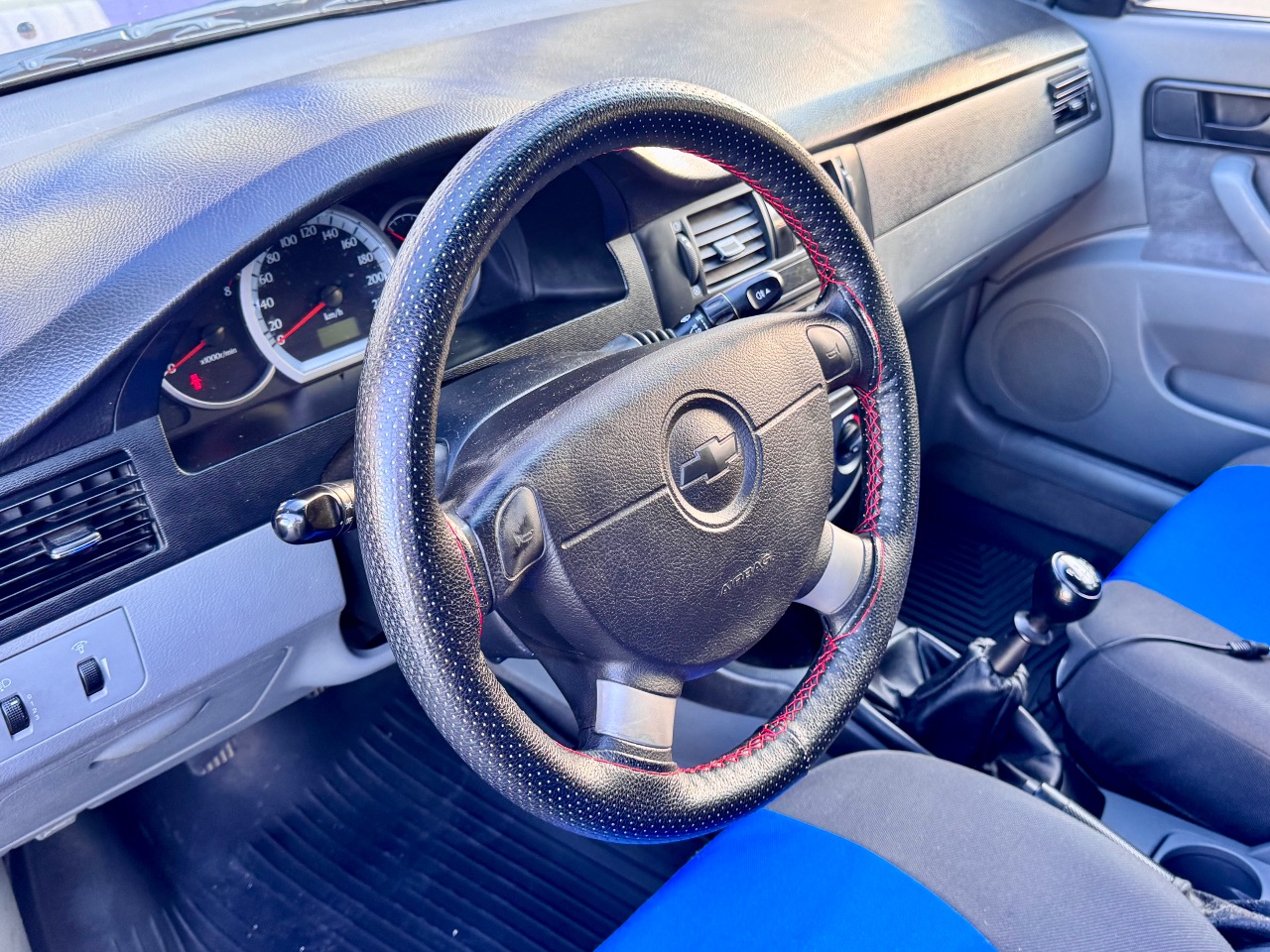 Chevrolet Lacetti - фото 11