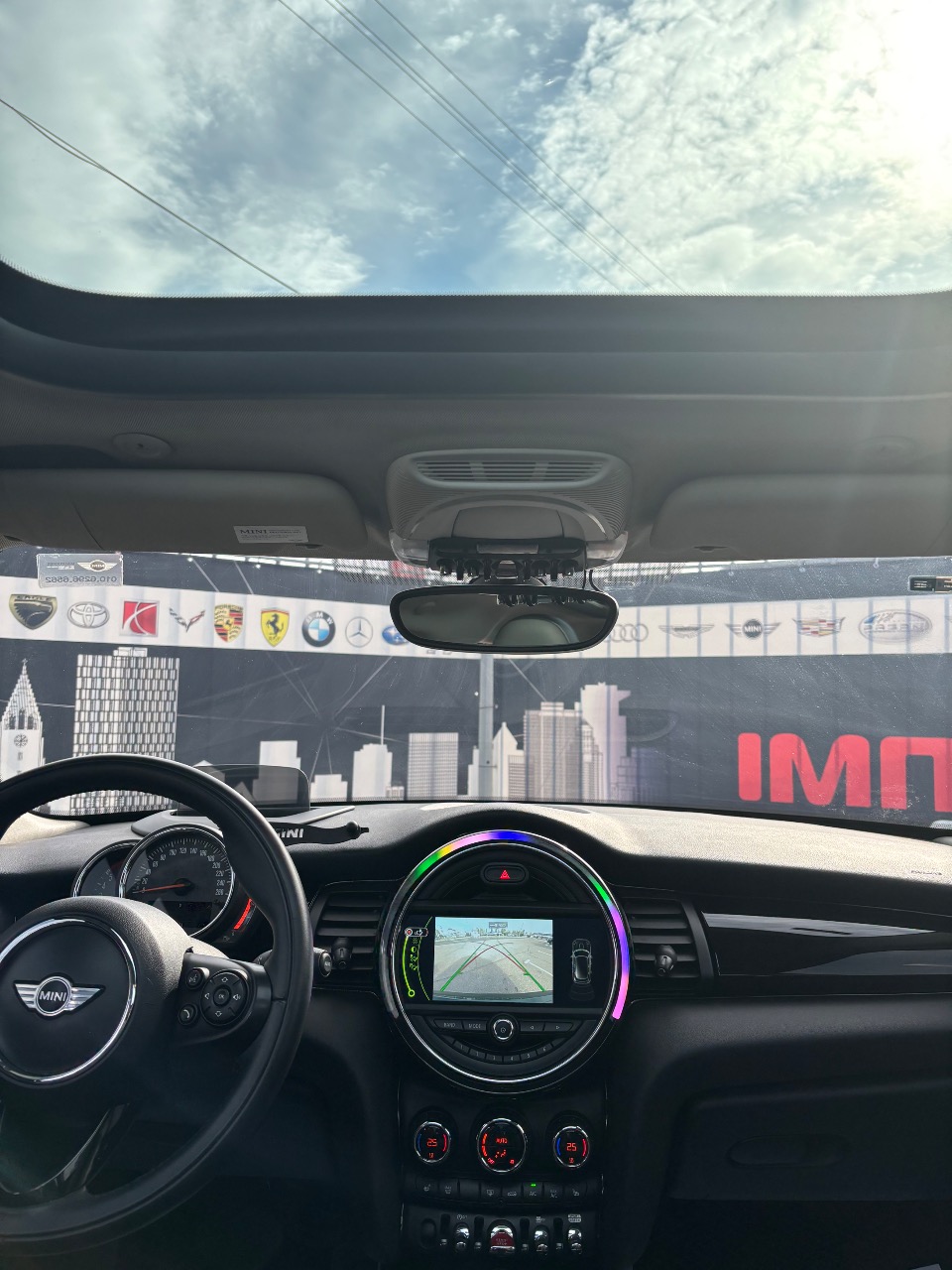 Mini Hatch - фото 13