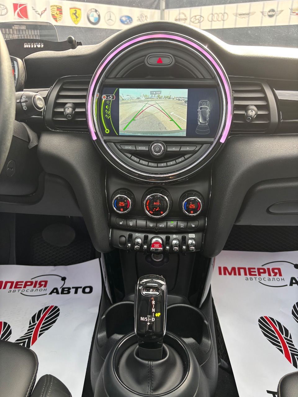 Mini Hatch - фото 11