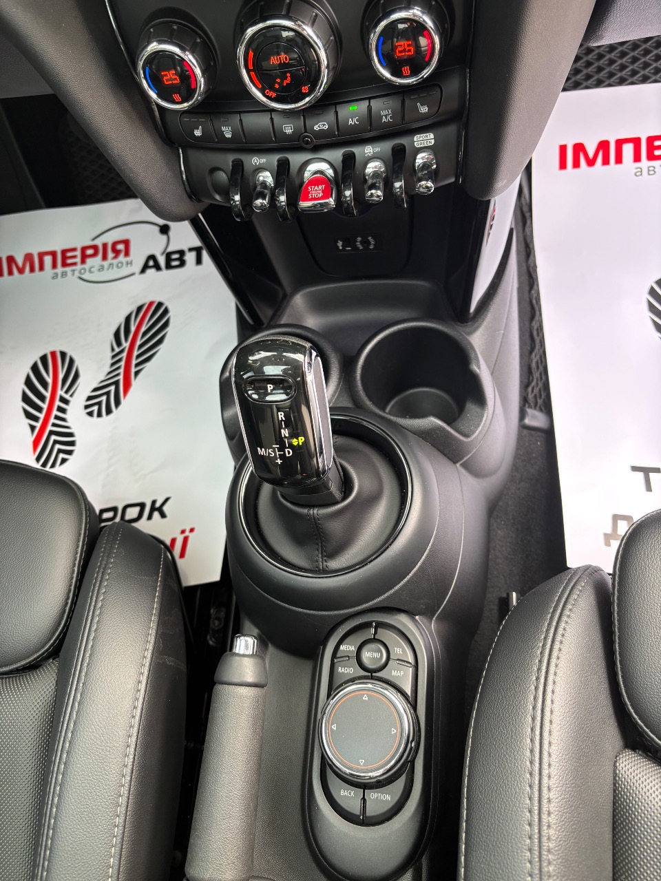 Mini Hatch - фото 16