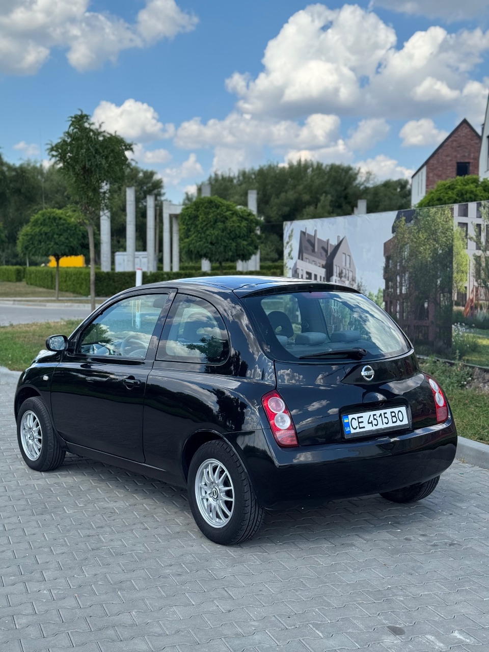 Nissan Micra - фото 4