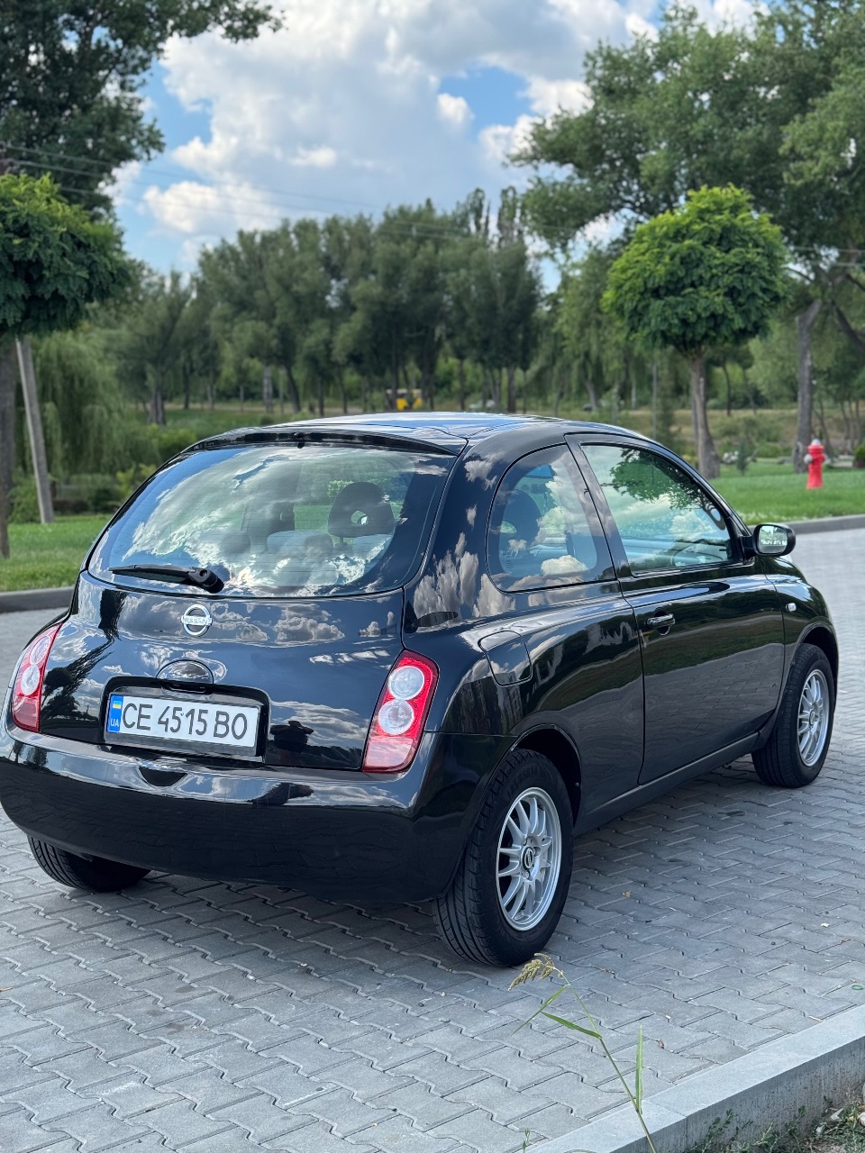 Nissan Micra - фото 10