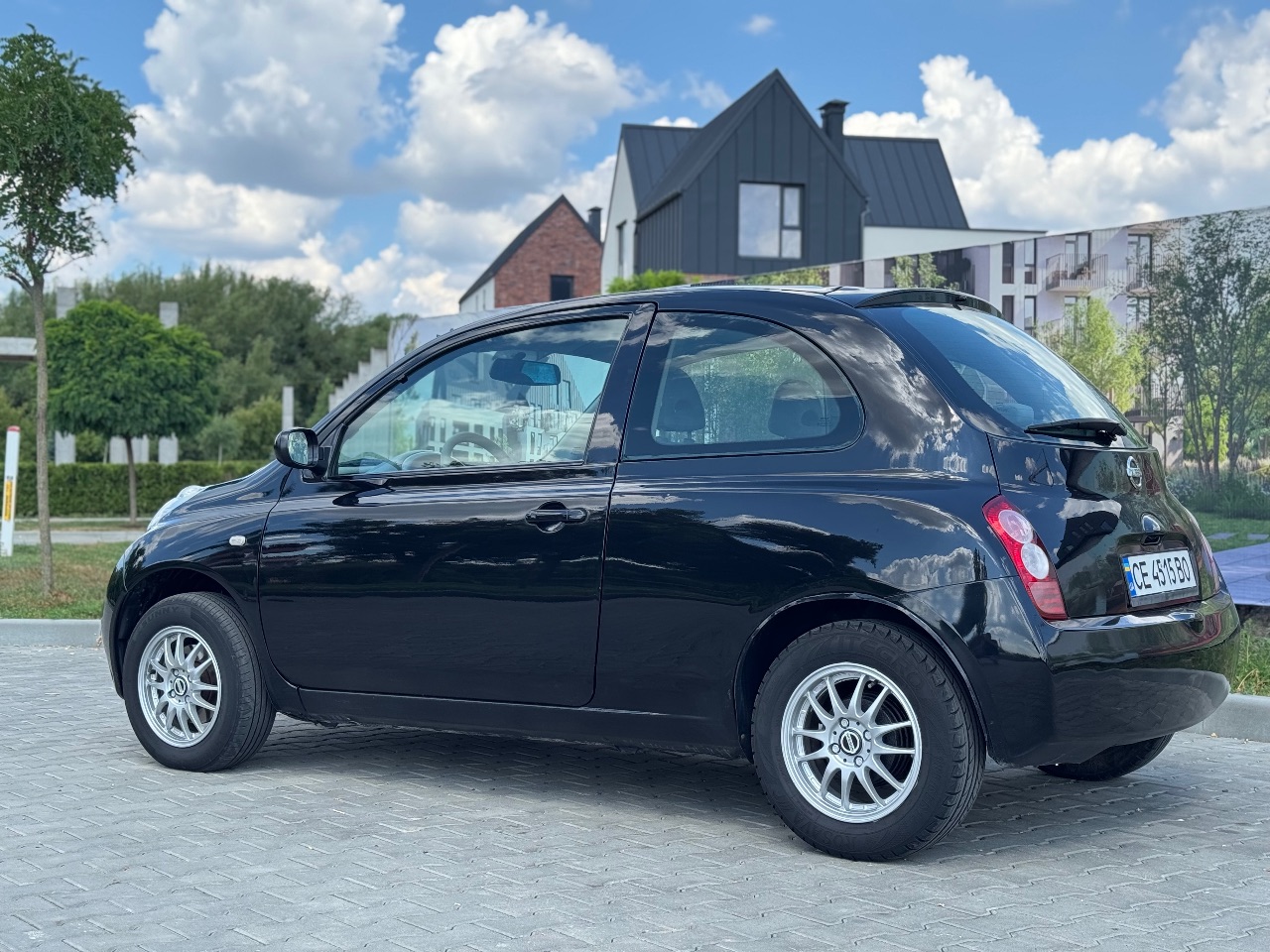 Nissan Micra - фото 20