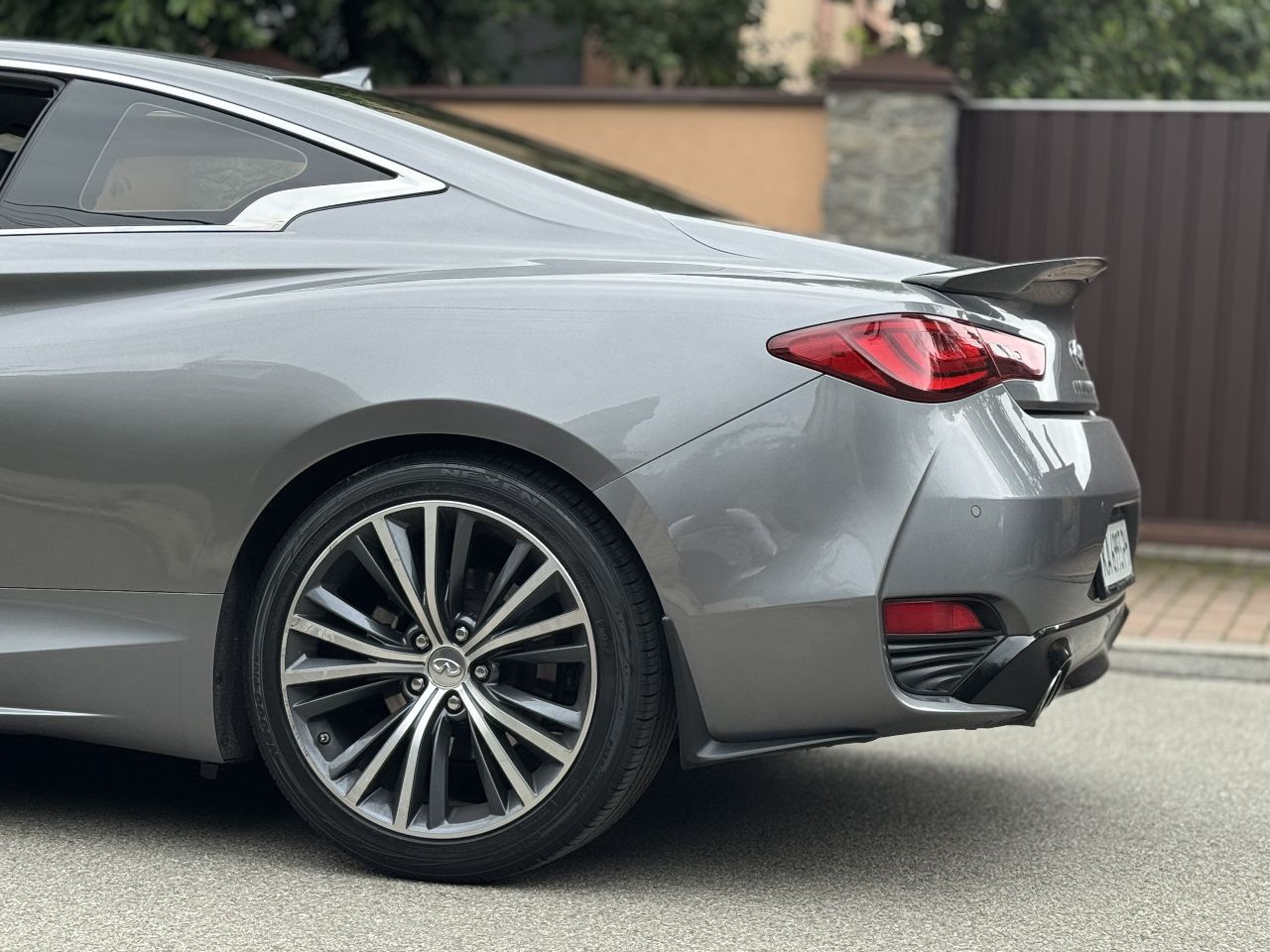 Infiniti Q60 - фото 18