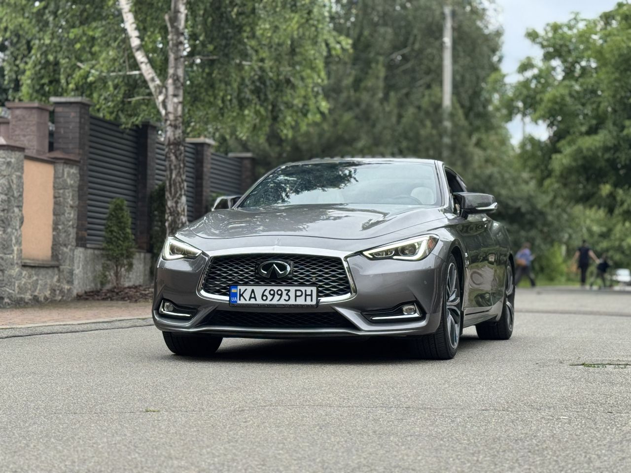 Infiniti Q60 - фото 1