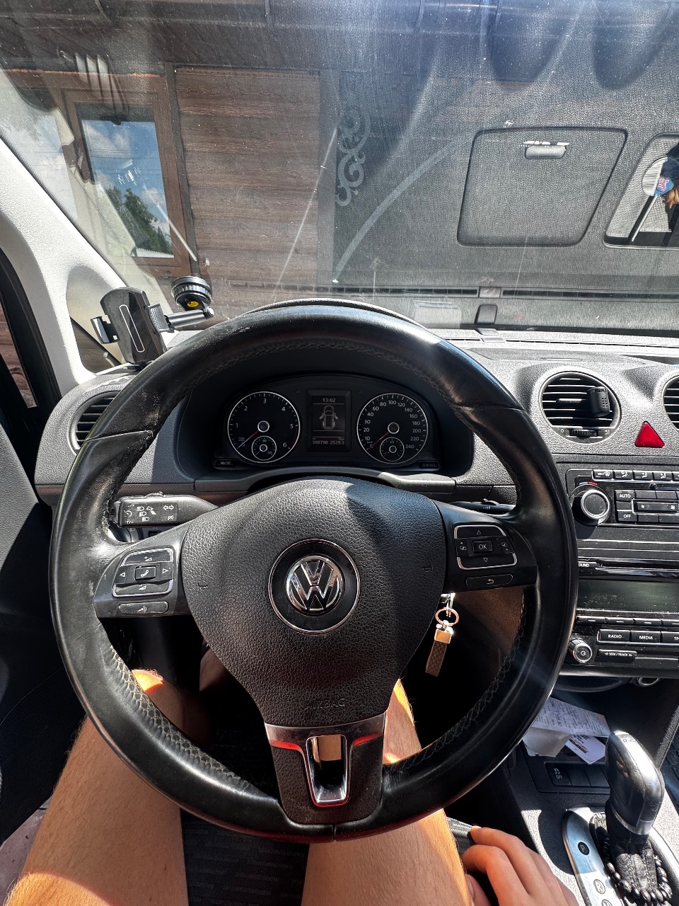 Volkswagen Caddy - фото 22