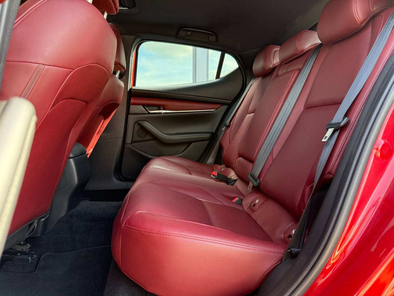 Mazda 3 - фото 49